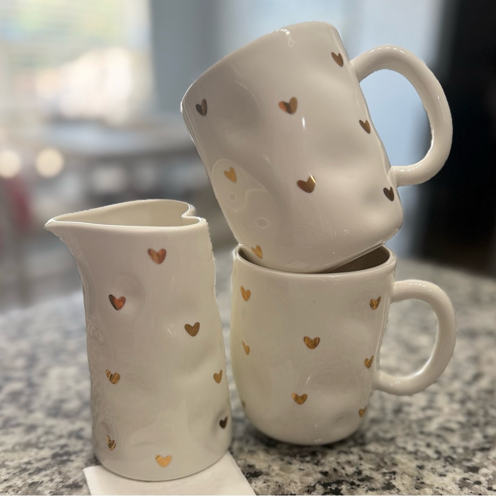 White and Gold Heart Mug and Pitcher Set